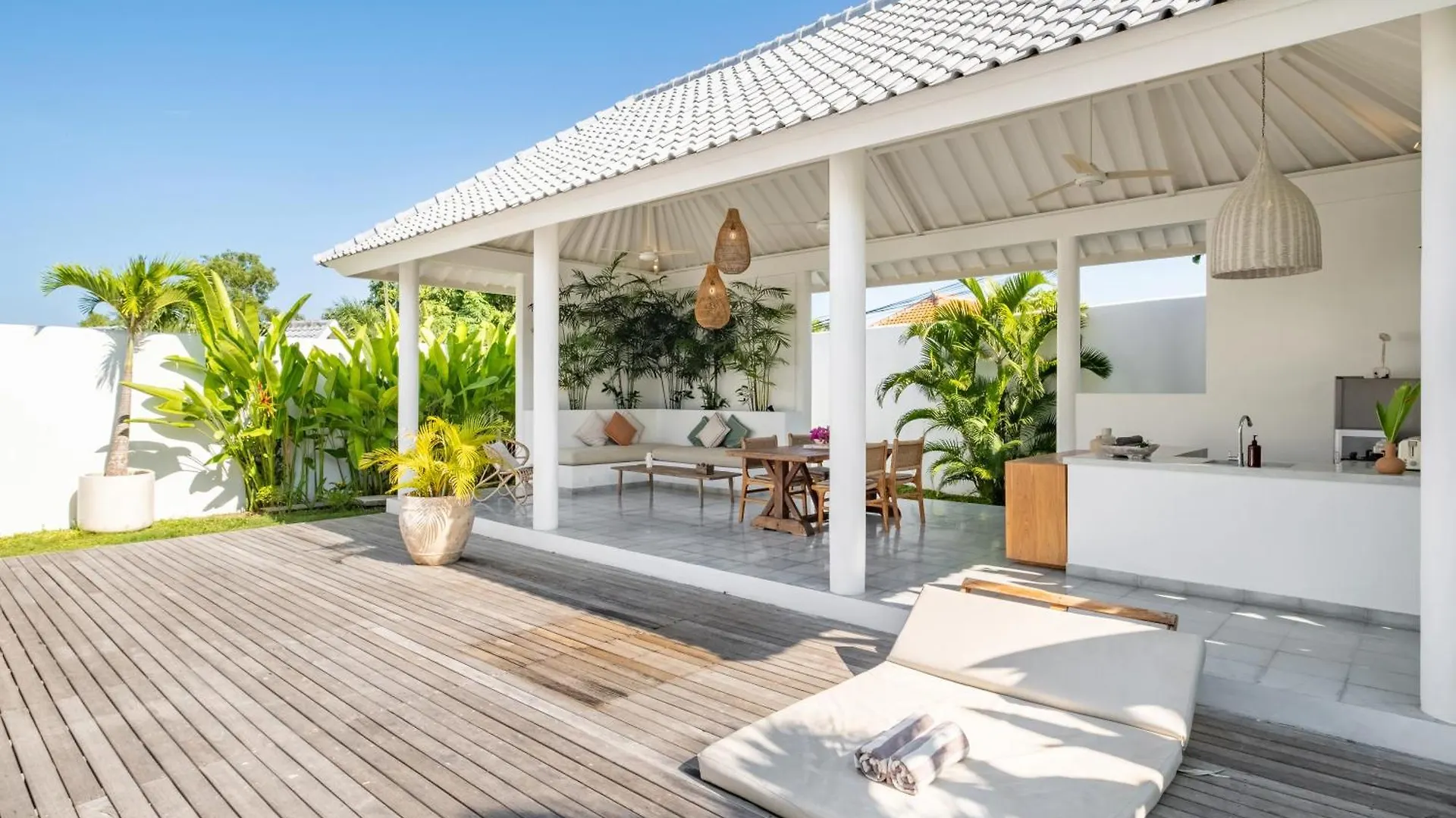 Bingin Beach Villa - 2 Br Uluwatu   Uluwatu (Bali)