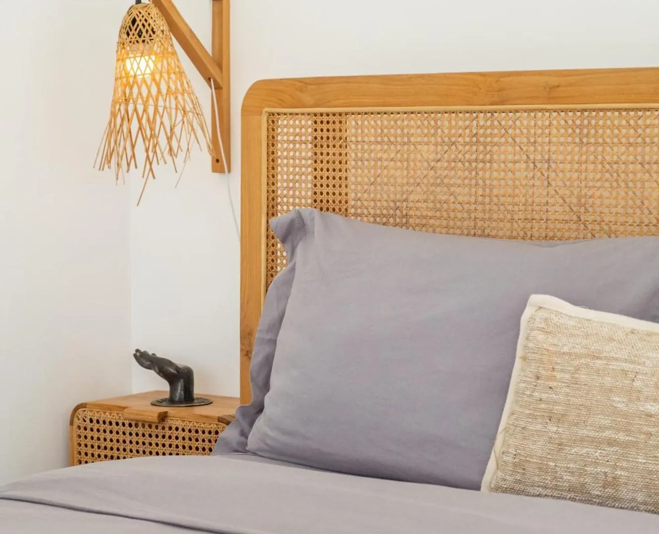 Bingin Beach Villa - 2 Br Uluwatu  Indonesia